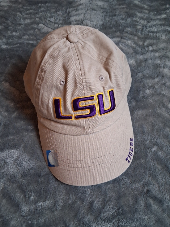 Captivating Headwear Other - LSU NWT Cap Beige Velcro Back Mens Or Womens